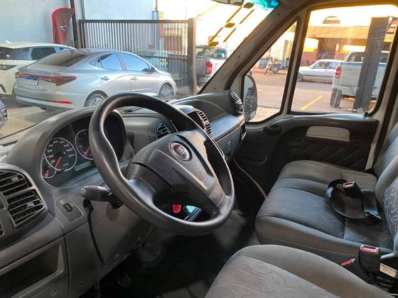 FIAT DUCATO 2.3 MINIBUS TETO ALTO 8V TURBO DIESEL 3P MANUAL FIAT DUCATO 2.3 MINIBUS TETO ALTO 8V TURBO DIESEL 3P MANUAL
